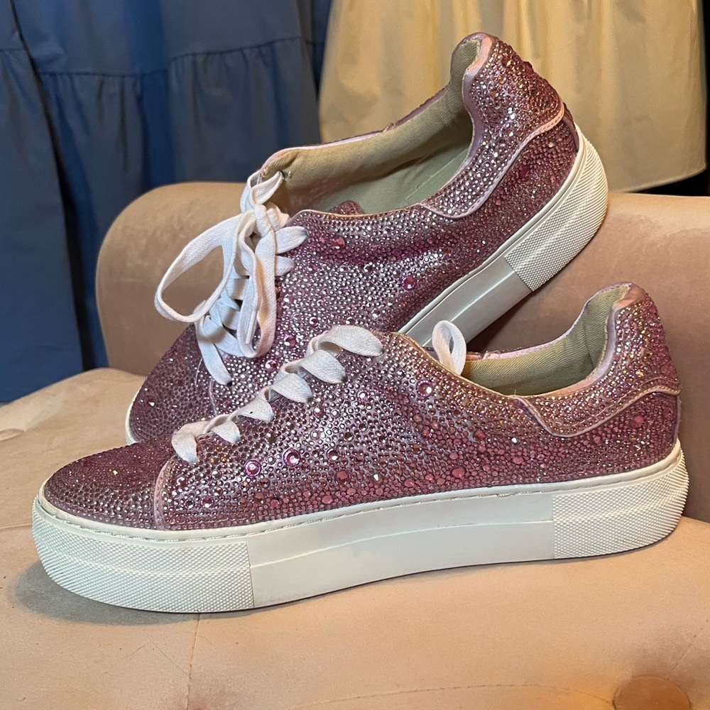 Betsey Johnson | Sidney Sneaker in Light Pink